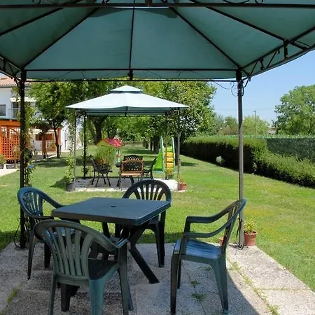 Farm stay Il Melograno Tessera